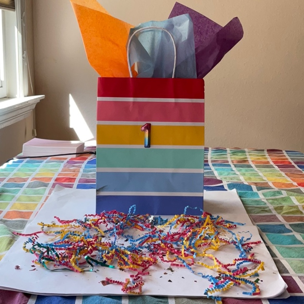 🌈 🩵🌈 MYSTERY BEAUTY &  MAKEUP &  BAG 🌈🩵🌈